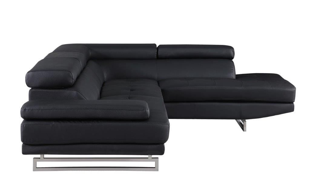 Global United Furniture Black Right Arm Facing Sectional Sofa